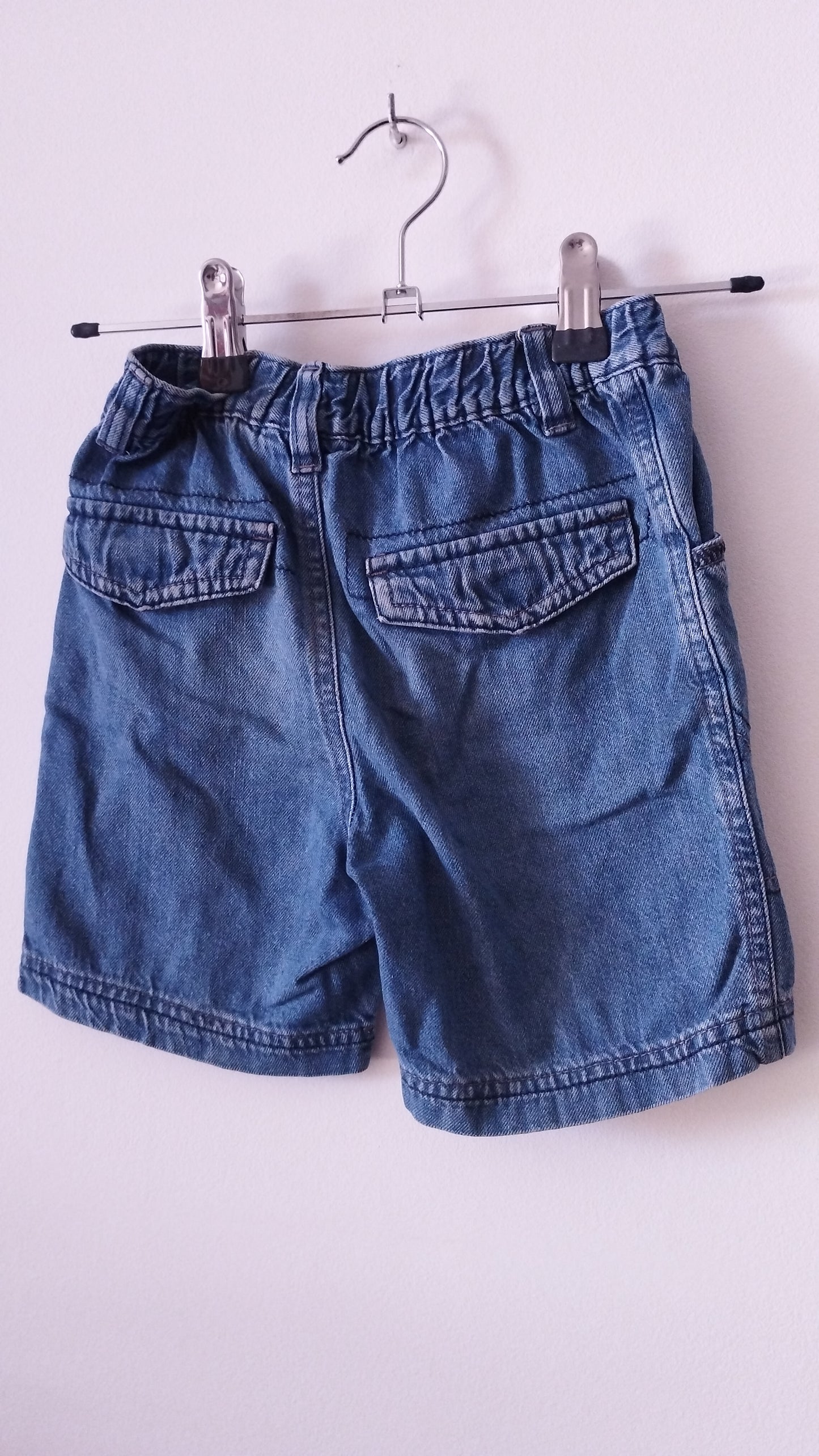 Short NKY 4 ans