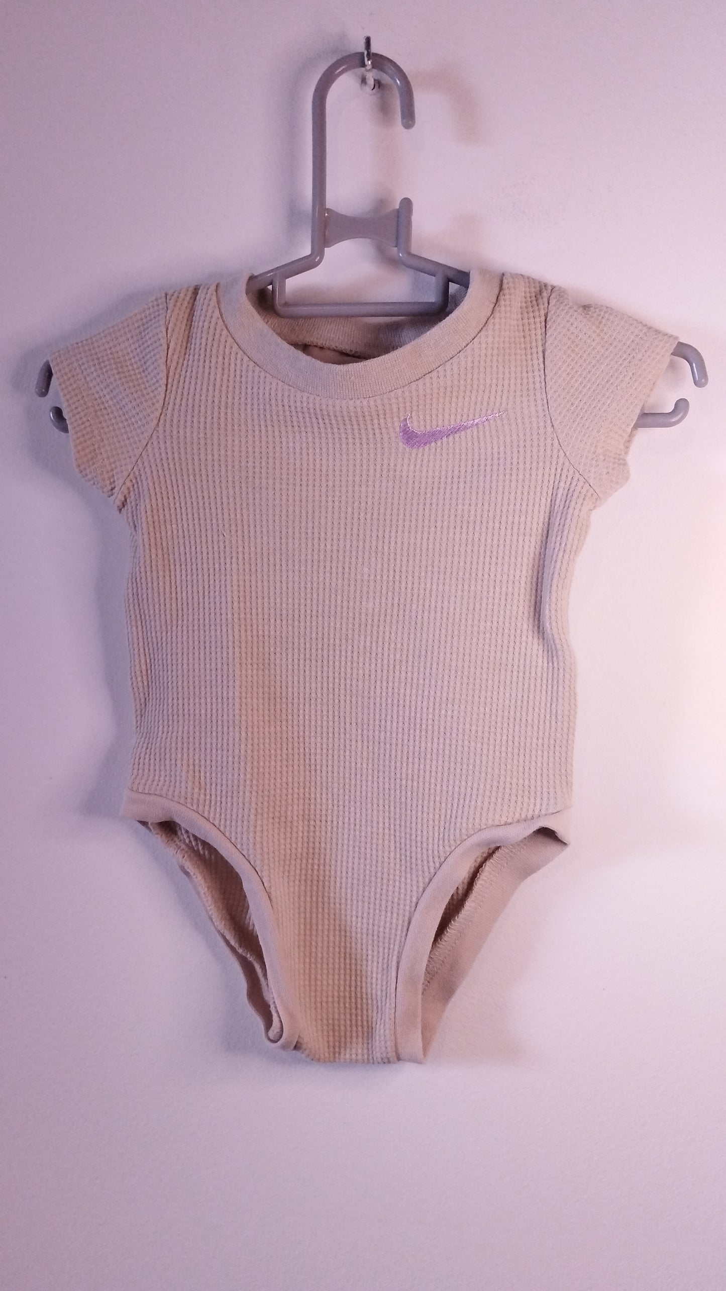 Body Nike 3 mois