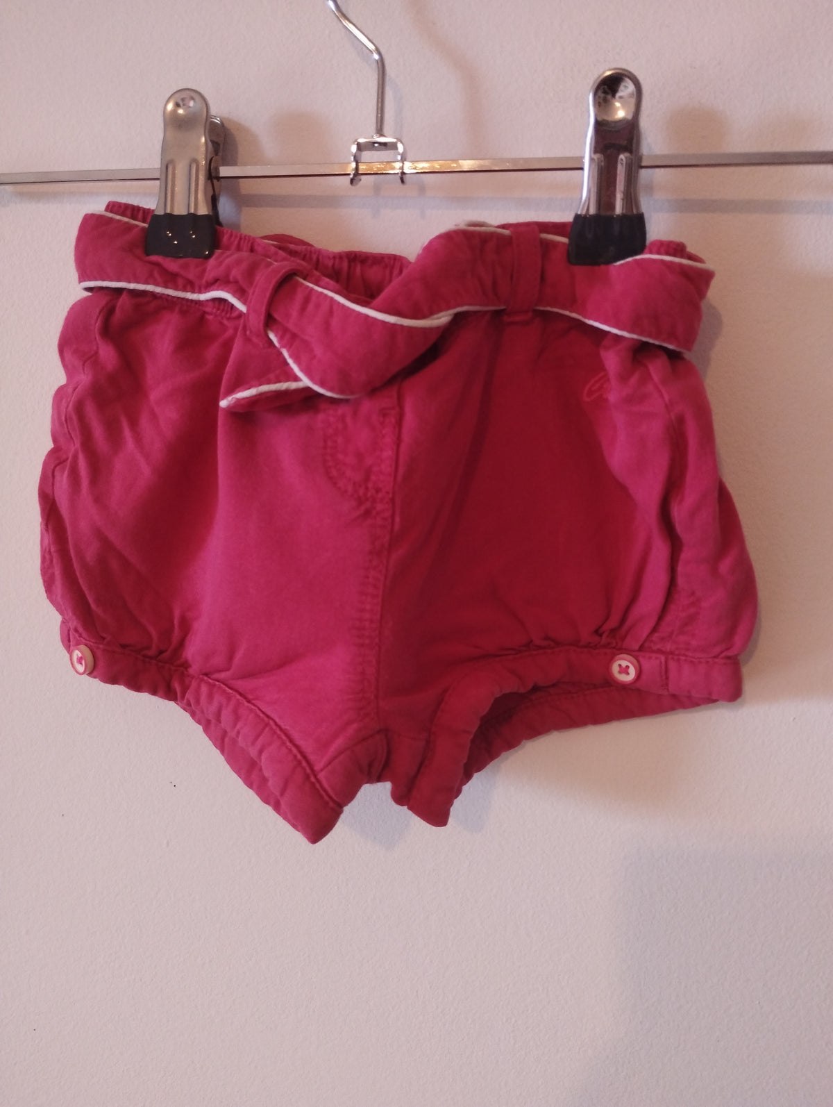 Short Creeks 18 mois
