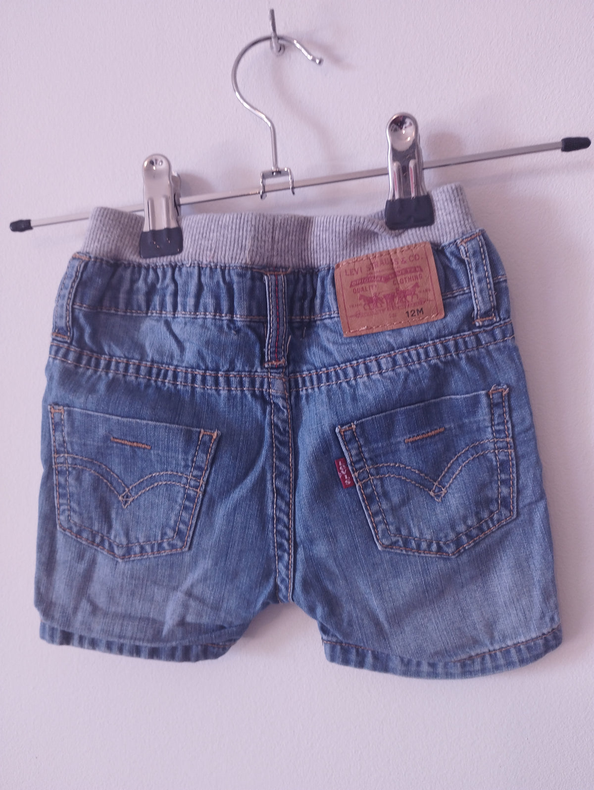 Short Levis 10 mois